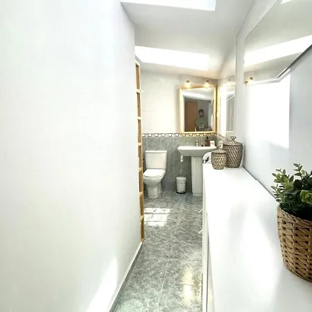 Calu Homes Duplex Cerca Playa De Huelin * Malaga
