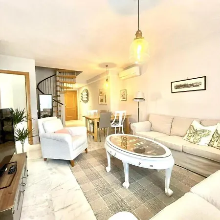Apartament Calu Homes Duplex Cerca Playa De Huelin